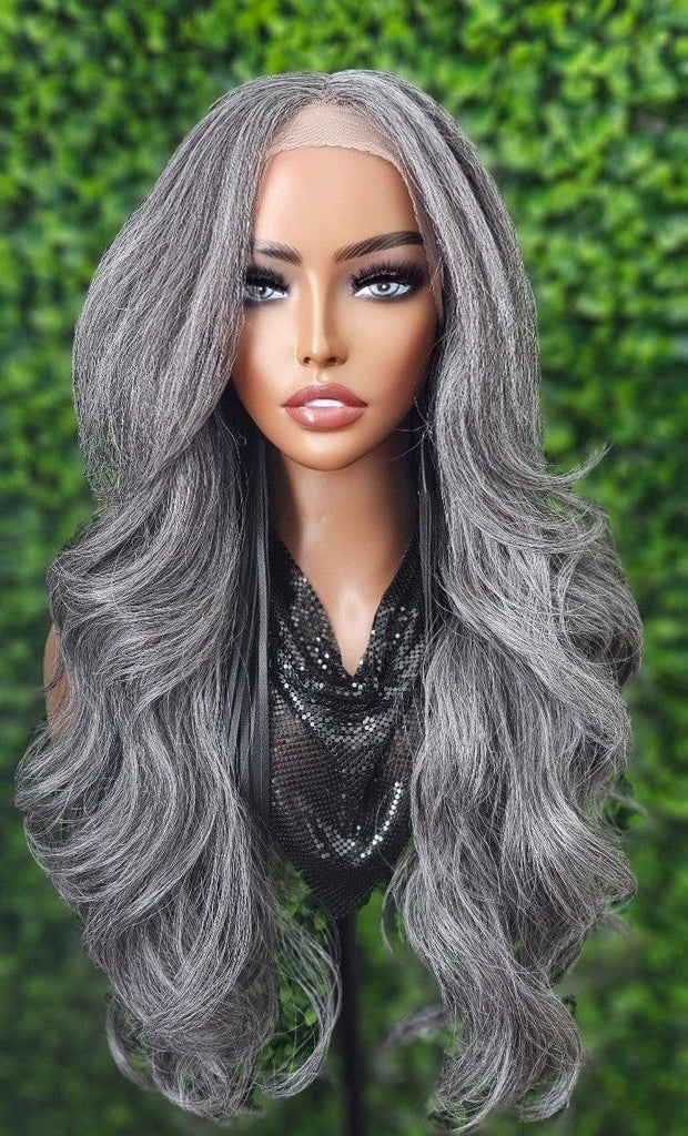 ATOZWIG Women's Short Pixie Wig - Silver Grey Straight Synthetic Hair Wig With Natural Look, Heat Resistant & Layered